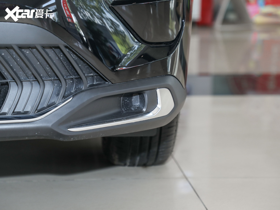 2022ِC5 X 1.6T  _Tt