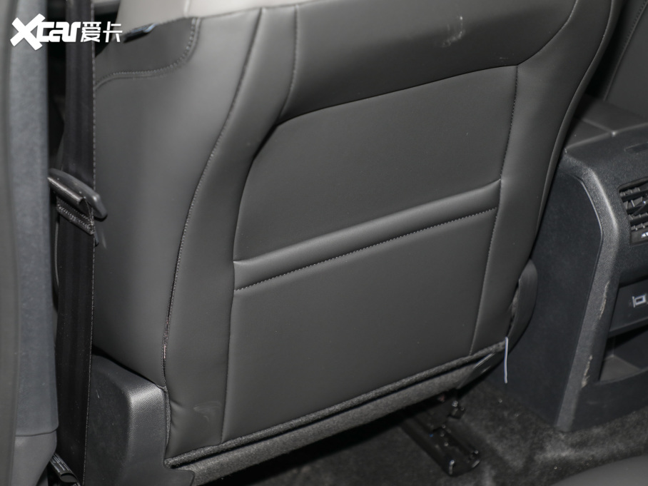 2022ِC5 X 1.6T  _Tt