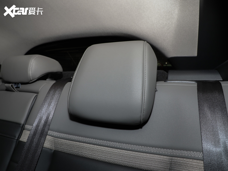 2022ِC5 X 1.6T  _Tt