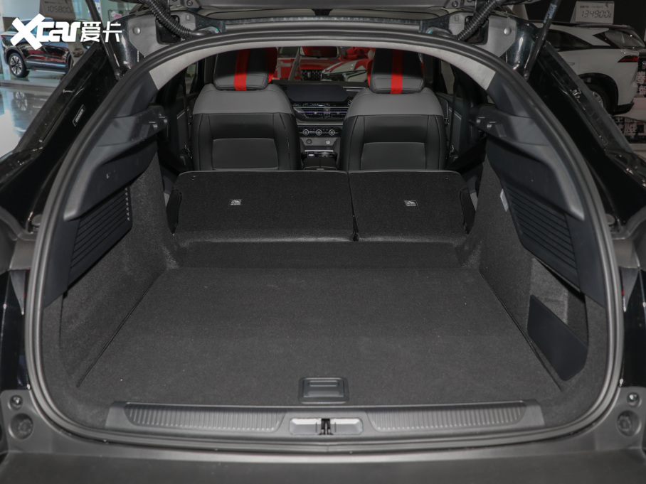 2022ِC5 X 1.6T  _Tt