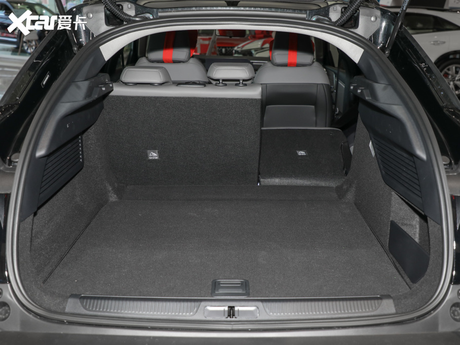 2022ِC5 X 1.6T  _Tt