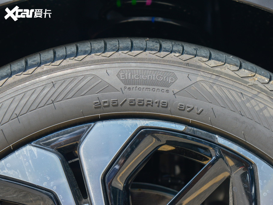 2022ِC5 X 1.6T FM