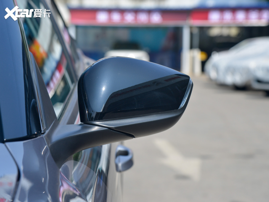 2022ِC5 X 1.6T FM