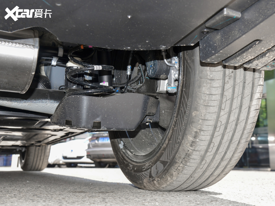 2022ِC5 X 1.6T FM