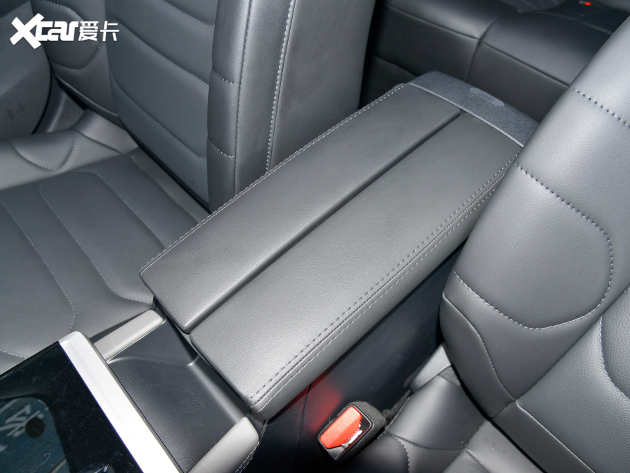 2022ِC5 X 1.6T FM