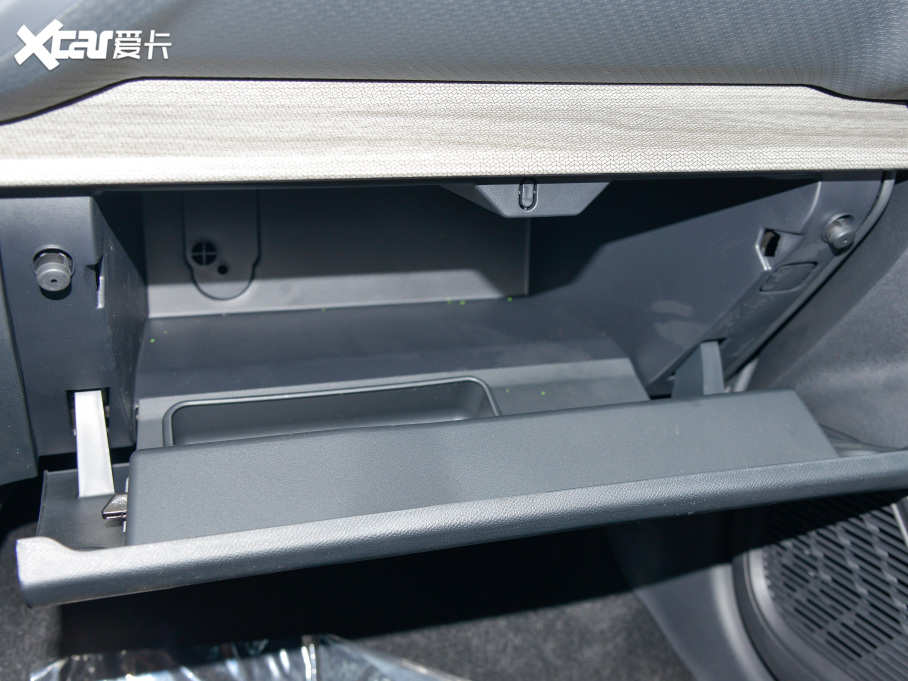 2022ِC5 X 1.6T FM