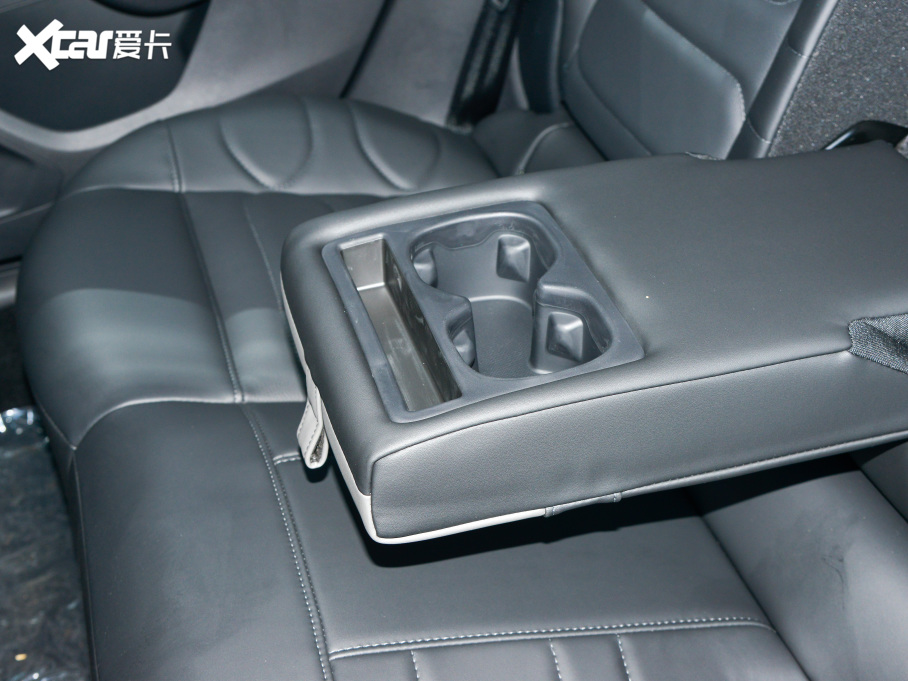 2022ِC5 X 1.6T FM