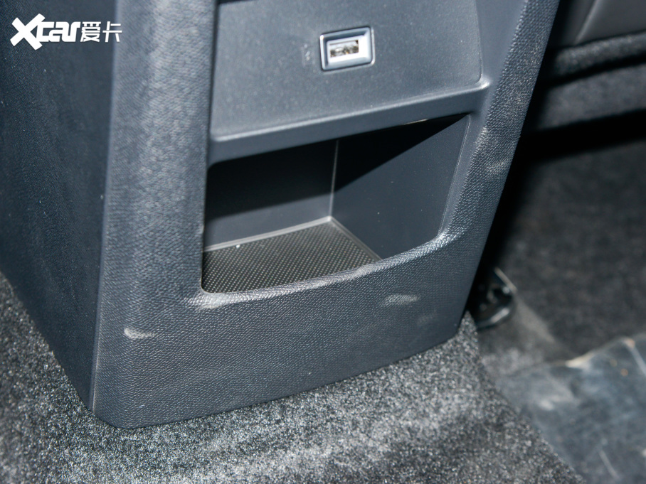 2022ِC5 X 1.6T FM