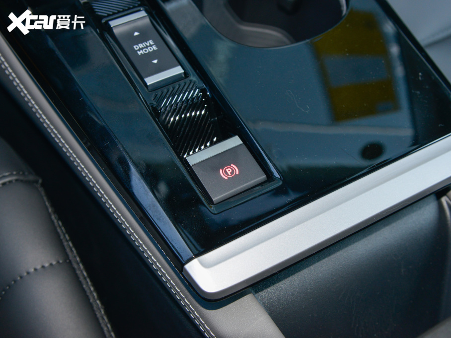 2022ِC5 X 1.6T FM