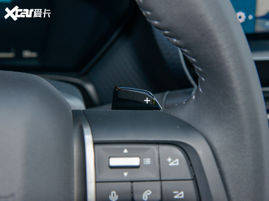 2022ِC5 X 1.6T FM