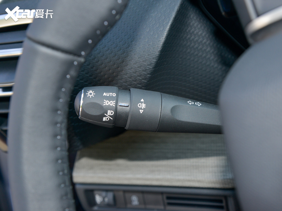 2022ِC5 X 1.6T FM