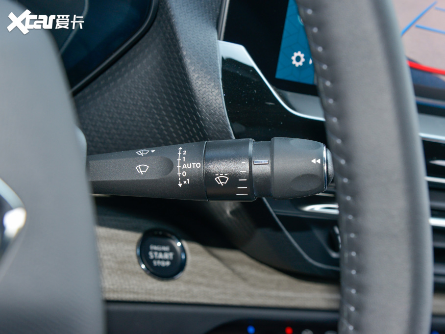 2022ِC5 X 1.6T FM