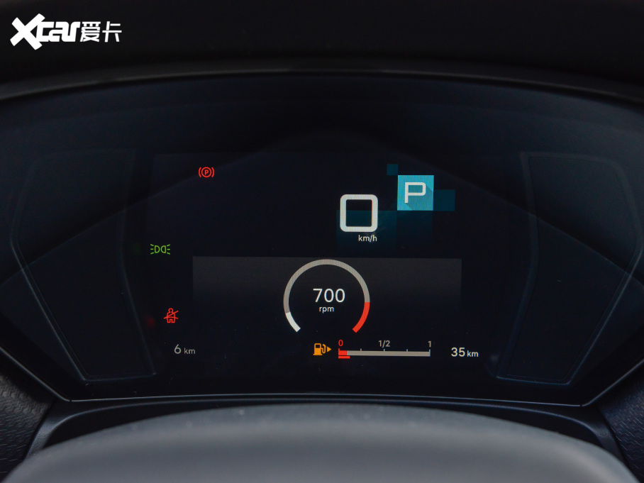 2022ِC5 X 1.6T FM