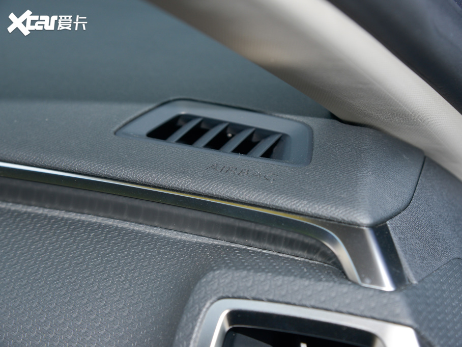 2022ِC5 X 1.6T FM