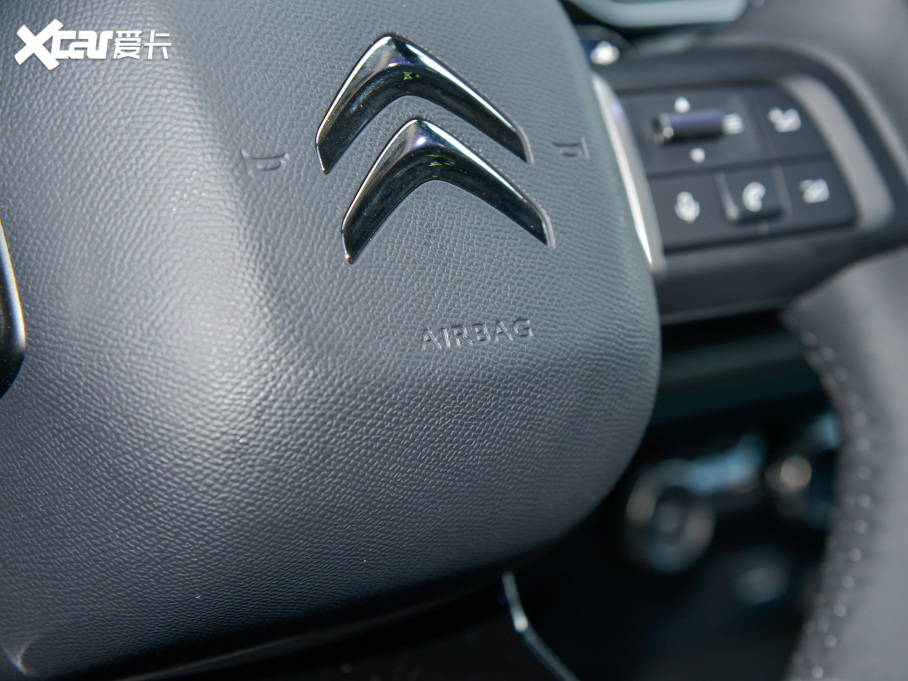 2022ِC5 X 1.6T FM