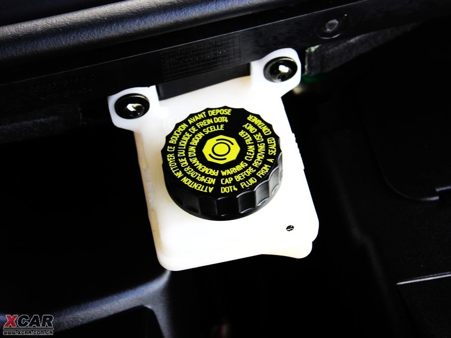 2010��P�� 2.0L �ԄӿƼ���