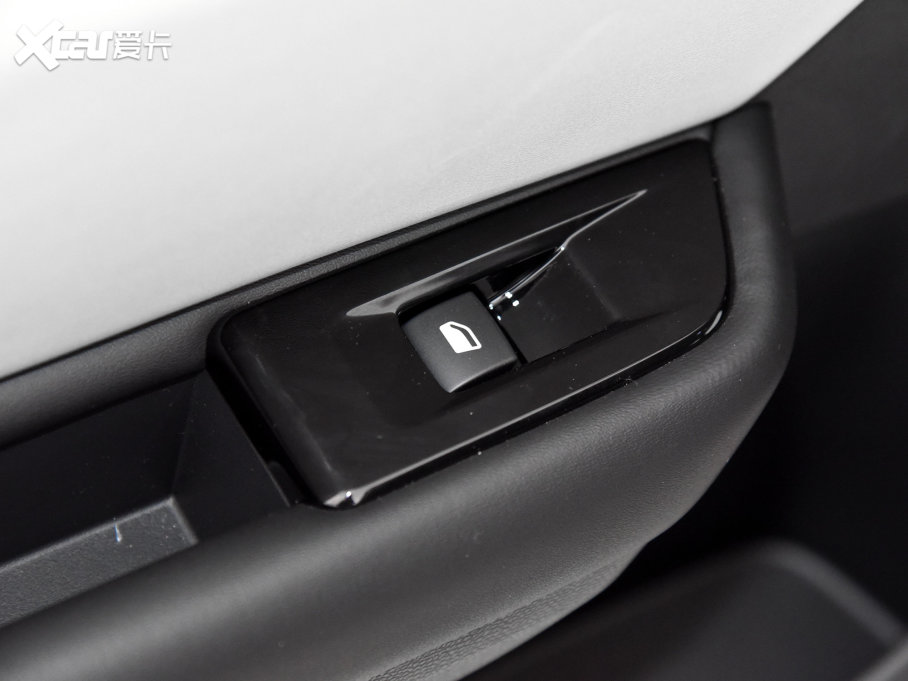 2023ِC5 X 1.6T ݲ