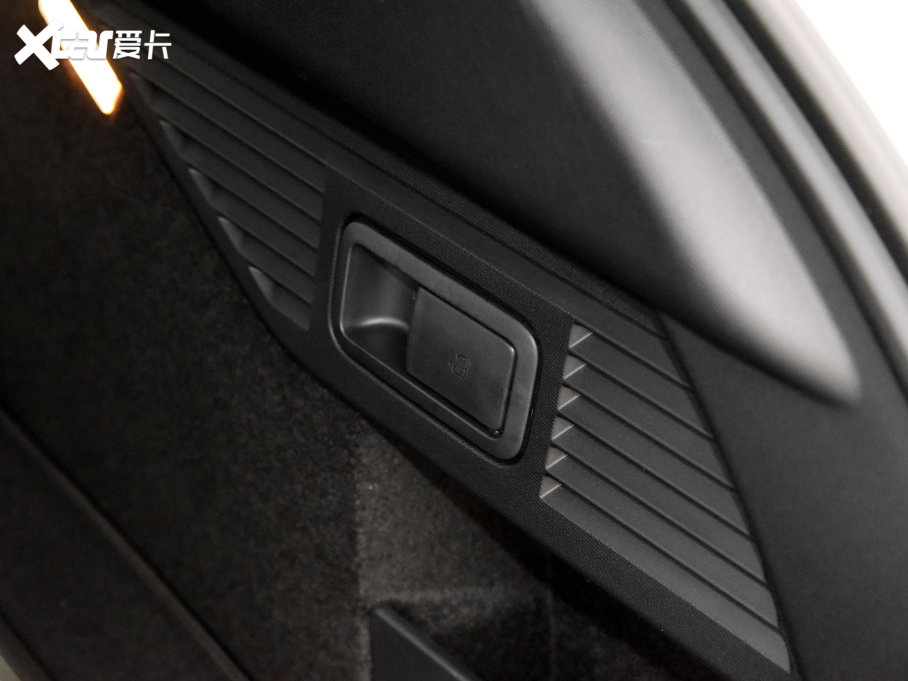 2023ِC5 X 1.6T ҫ