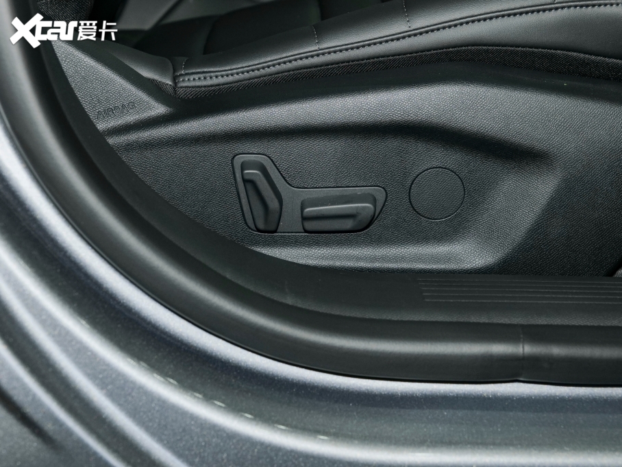 2023ِC5 X 1.6T I(lng)