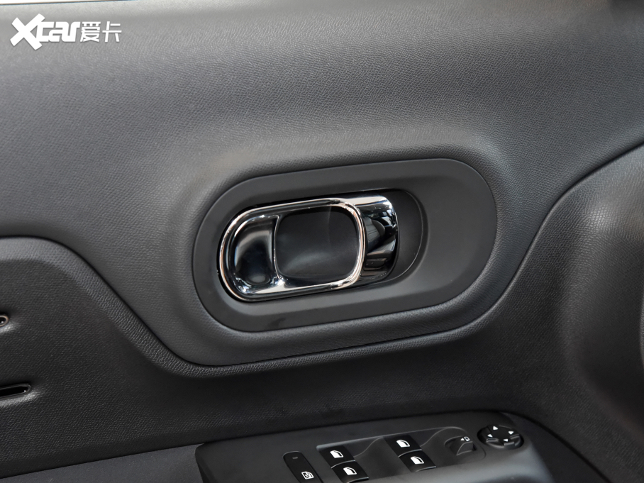 2023 C5 AIRCROSS 400THP v