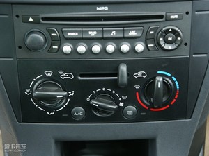 2010款1.6L  手动尚乐版 空调调节