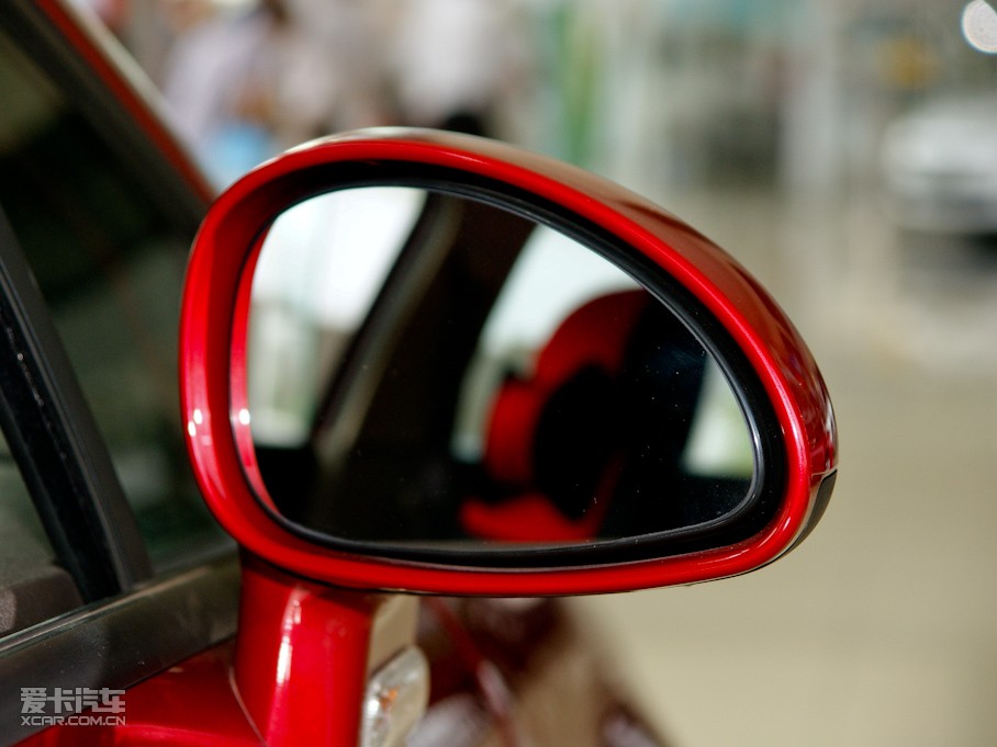 2010�����΃Ɏ� 1.6L �ք��И���