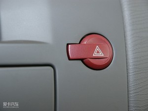 2010款1.6L 手动尚乐版 中控区