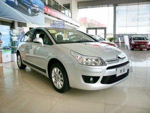 2010款1.6L 手动尚乐版 整体外观