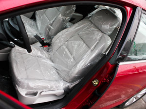 2011款1.6L 自动舒适版 主驾驶座椅