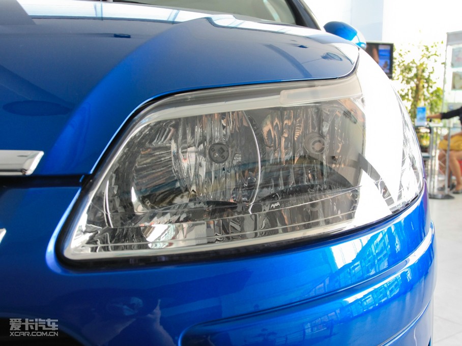 2011΃Ɏ 2.0L ԄӄŰ