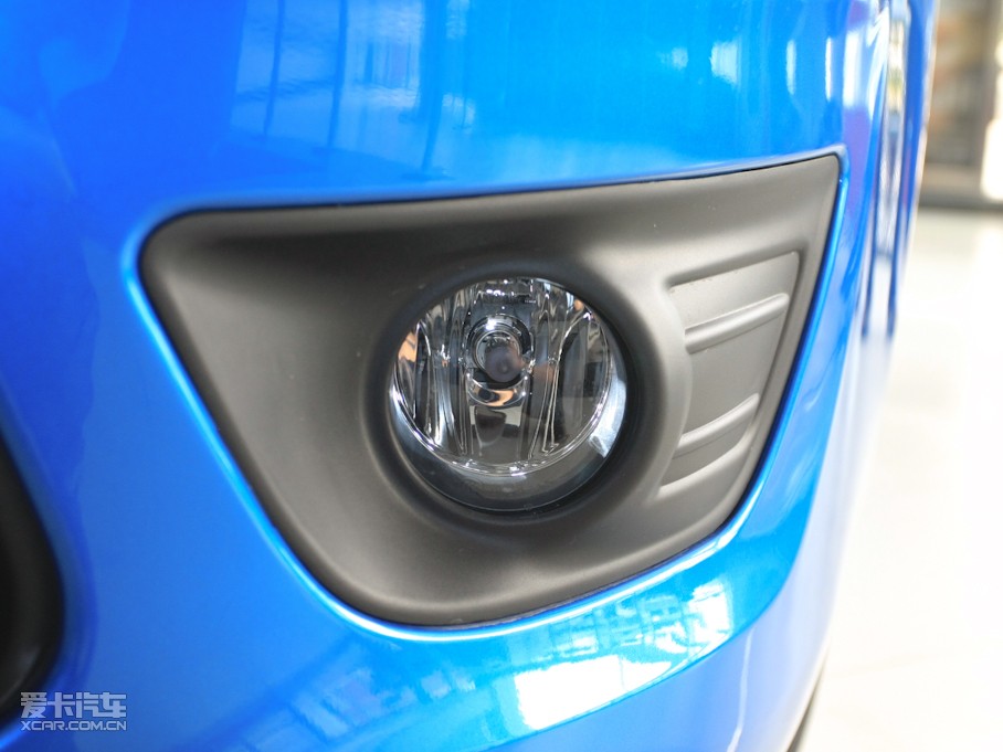 2011΃Ɏ 2.0L ԄӄŰ