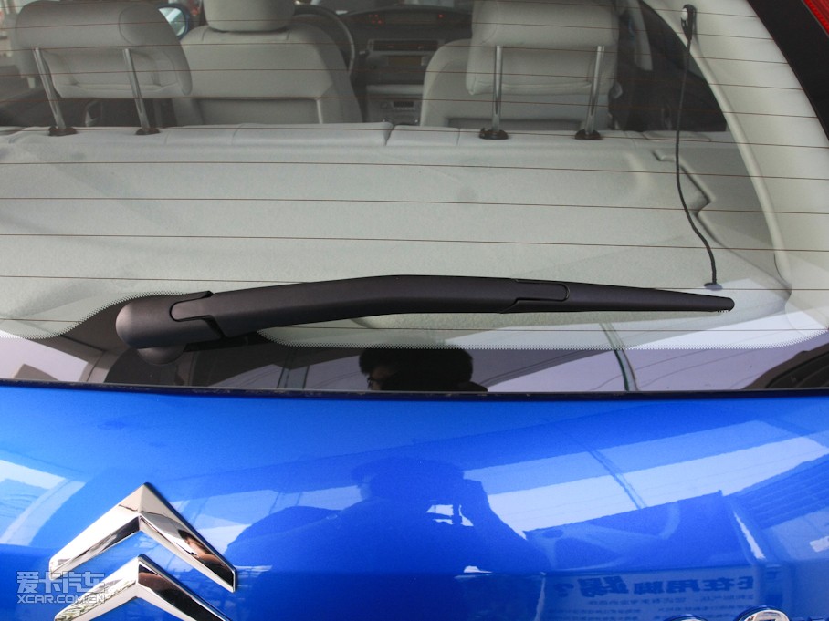 2011΃Ɏ 2.0L ԄӄŰ