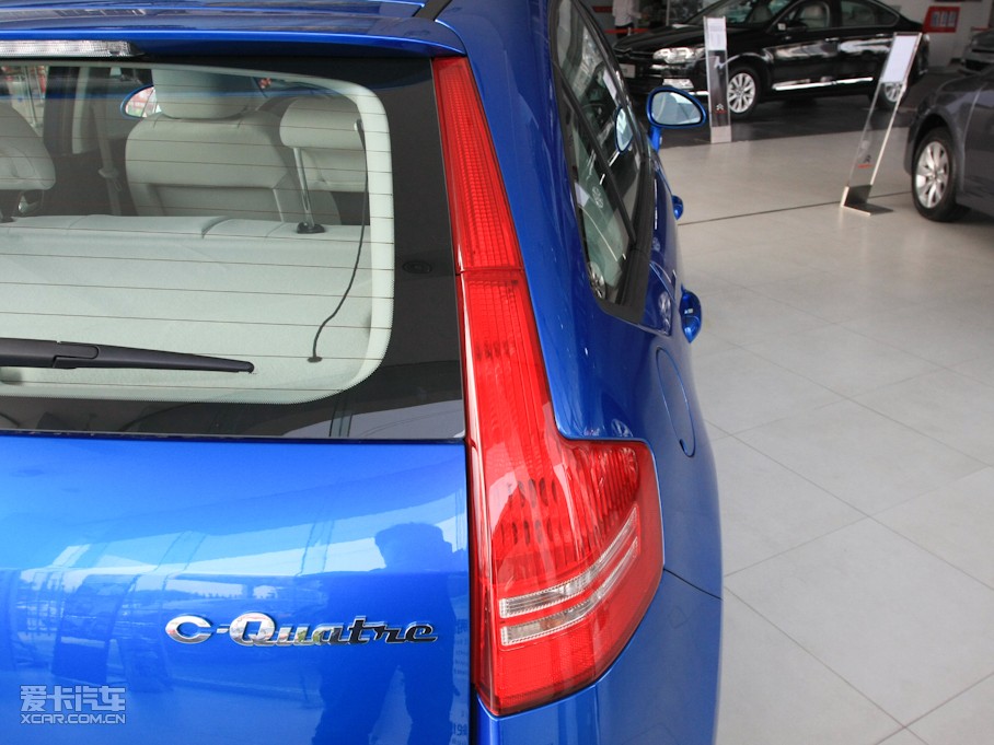 2011΃Ɏ 2.0L ԄӄŰ