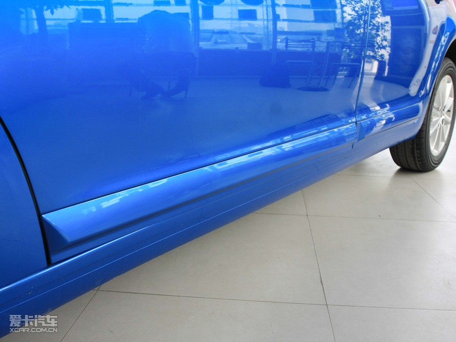 2011΃Ɏ 2.0L ԄӄŰ