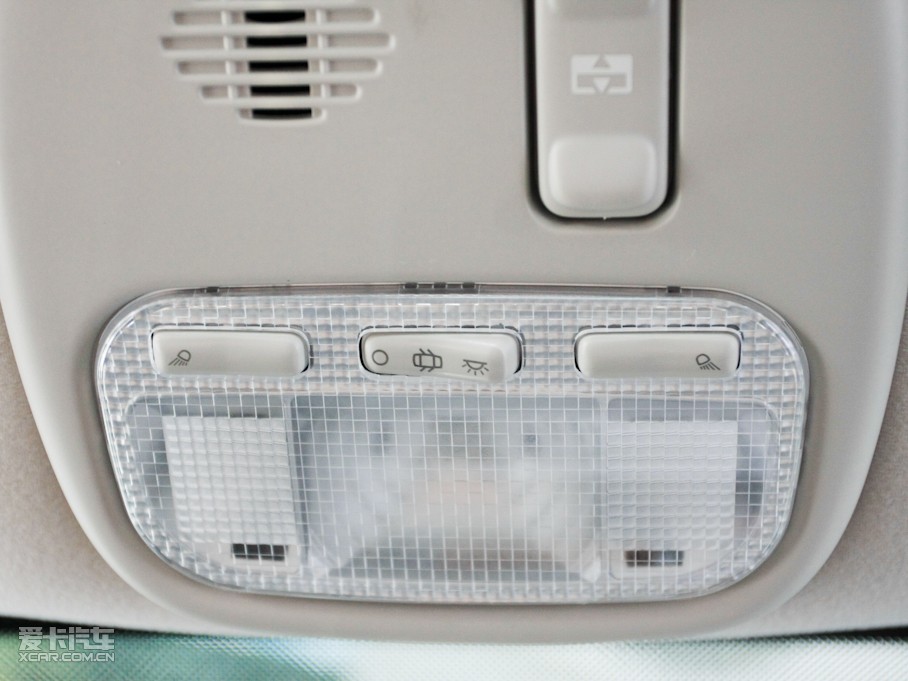 2011΃Ɏ 2.0L Ԅ(dng)Ű