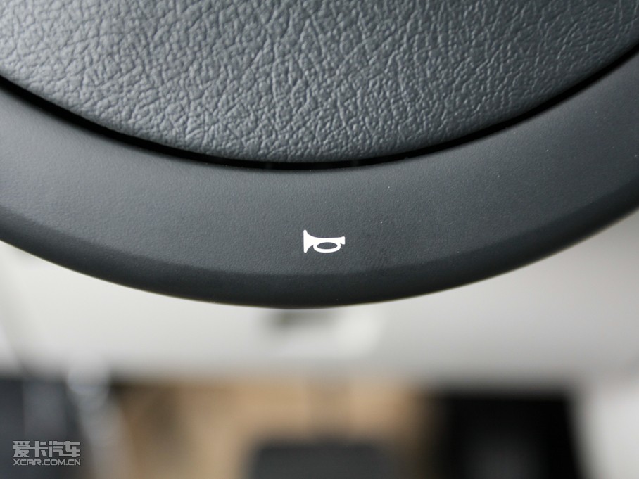 2011΃Ɏ 2.0L ԄӄŰ