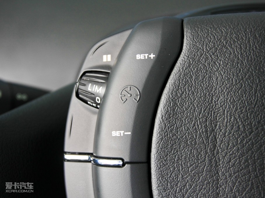 2011΃Ɏ 2.0L ԄӄŰ