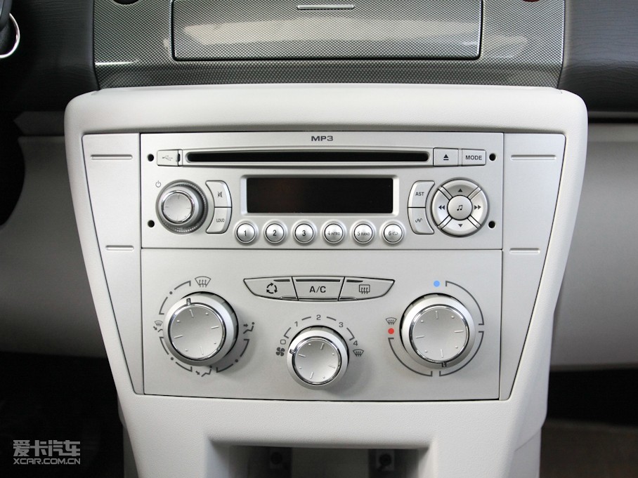 2011΃Ɏ 2.0L ԄӄŰ