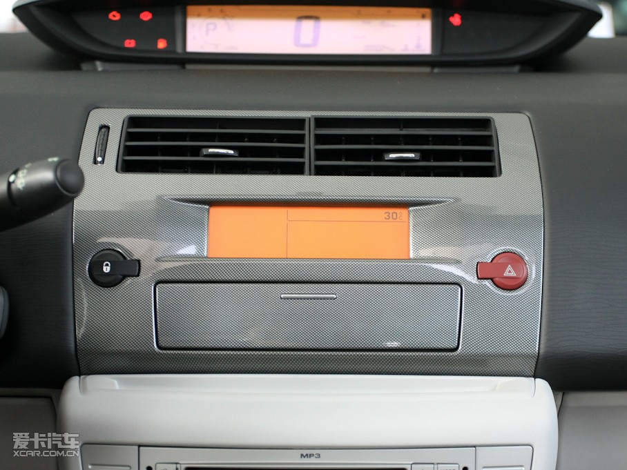 2011΃Ɏ 2.0L ԄӄŰ