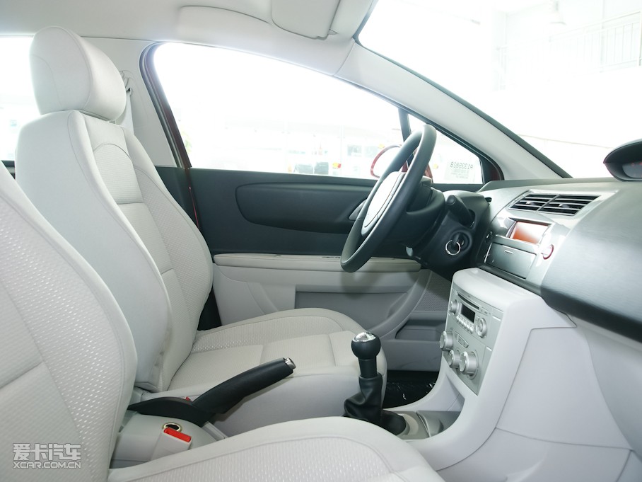 2011�����΃Ɏ� 1.6L �ք����Ű�