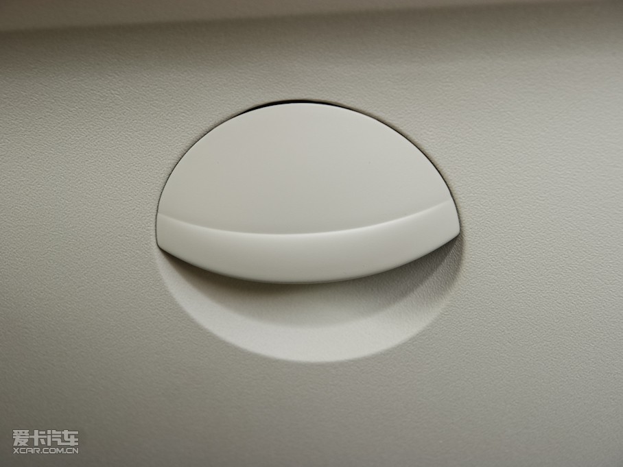 2011�����΃Ɏ� 1.6L �ք����Ű�