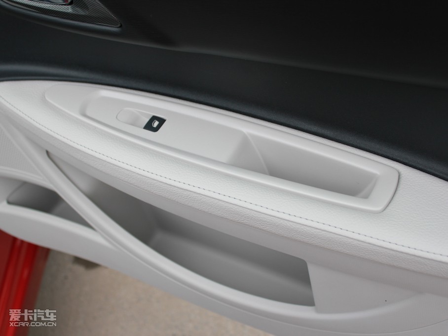 2011΃Ɏ 1.6L Ԅ(dng)Ű