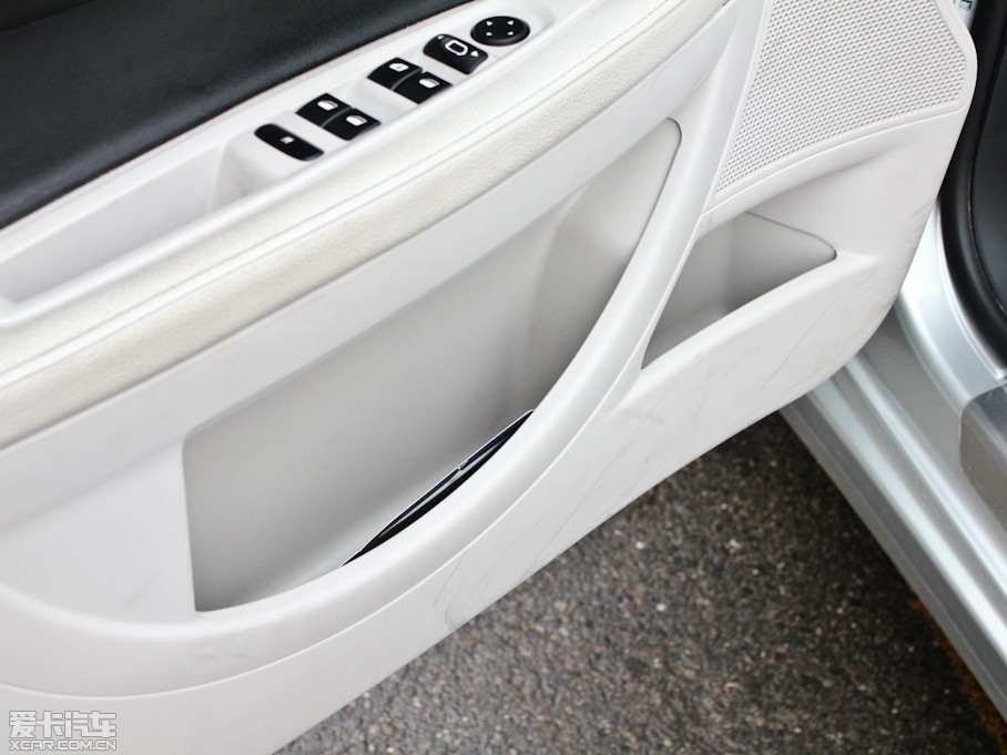 2011΃Ɏ 2.0L ք(dng)Ű