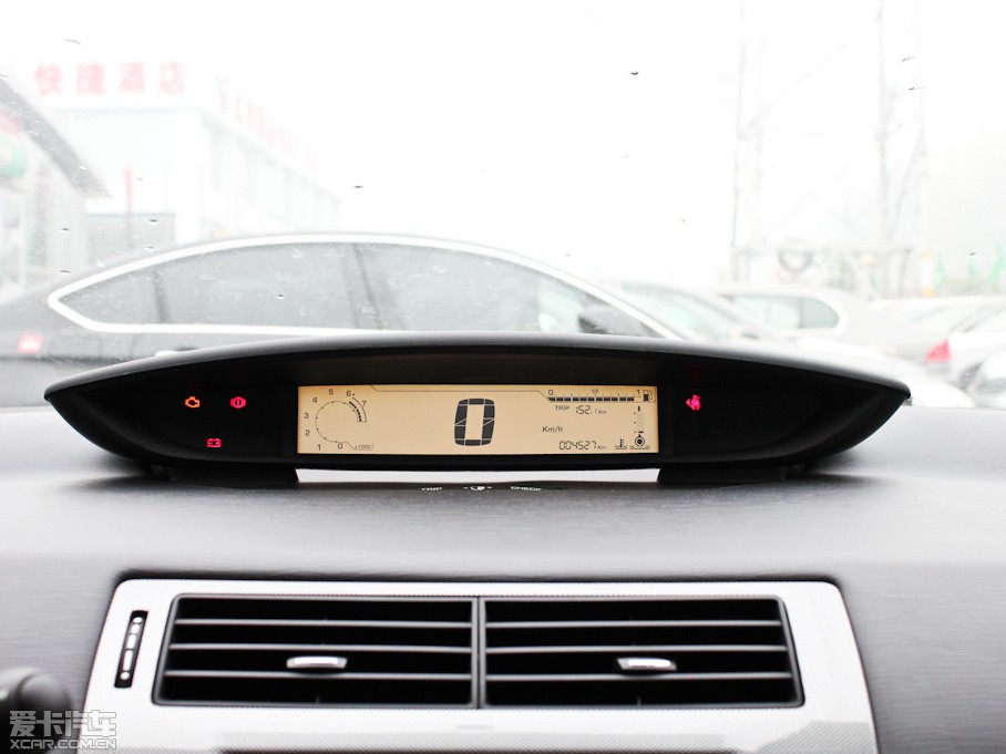 2011΃Ɏ 2.0L քӄŰ