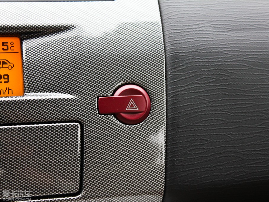 2011΃Ɏ 2.0L քӄŰ