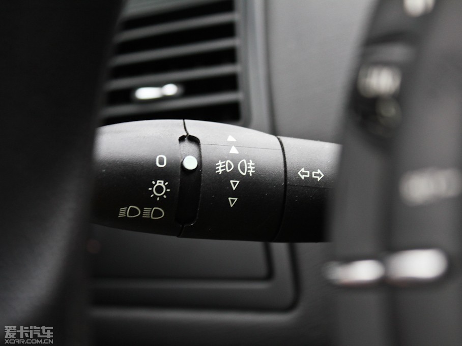 2011΃Ɏ 2.0L քӄŰ