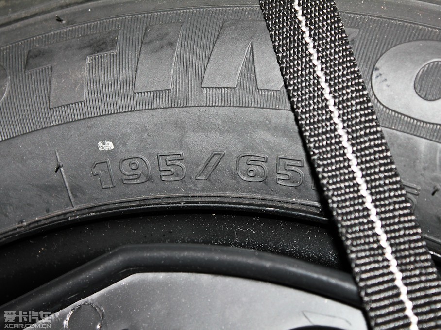 2011΃Ɏ 2.0L ք(dng)Ű