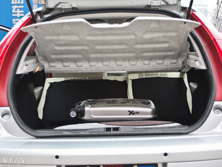 2011΃Ɏ 2.0L քӄŰ