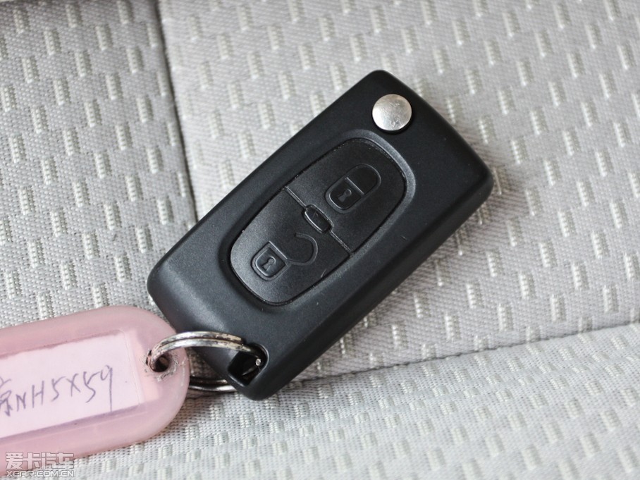 2011΃Ɏ 2.0L քӄŰ