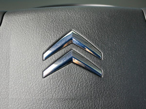 20112.0L ԄӄŰ п؅^